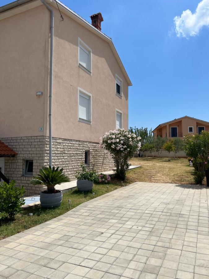 Apartments Ban Galizana Luaran gambar