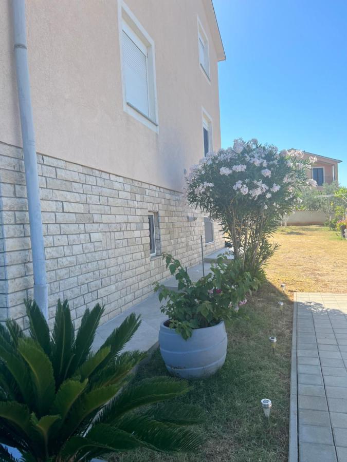 Apartments Ban Galizana Luaran gambar
