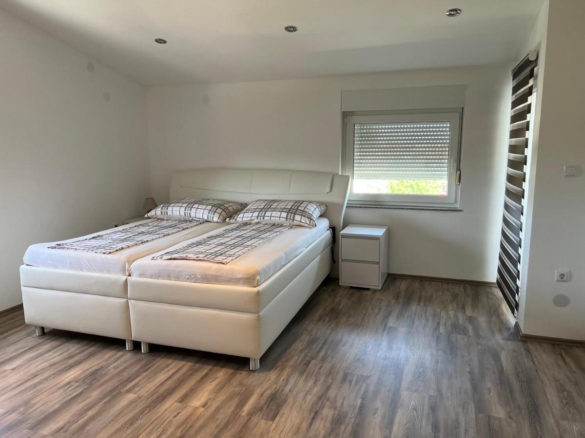 Apartments Ban Galizana Luaran gambar